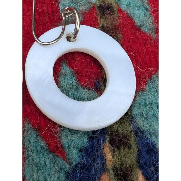 Southwestern Mother of Pearl Earrings // Vintage Fan Earrings - Picture 3 of 9